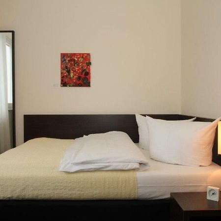 Hotel Luetzow Берлин Экстерьер фото